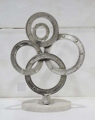 Metal Decorative Items With Silver Ptd