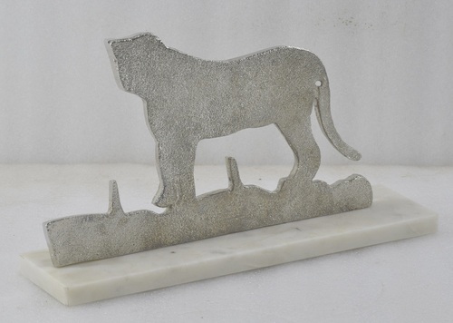 12 Inch Decorative Lion Items With Silver Finish