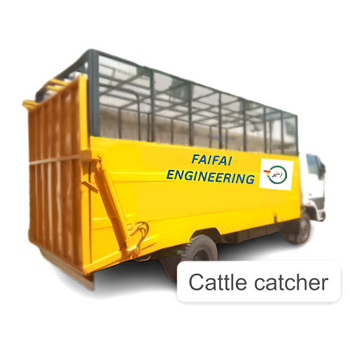 Commerical Cattle Catcher - Capacity(Load): 1-2 Tonne