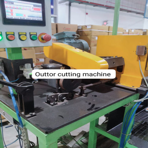 Outtor Cutting Machine - Material: Aluminum