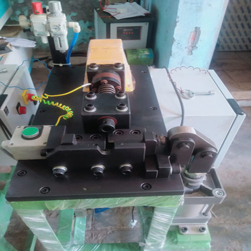 Control Cable End Forming Machine - Color: Black