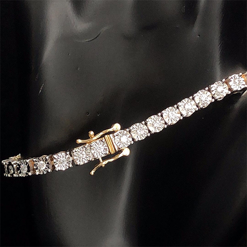 Women Diamond Studded Bracelet
