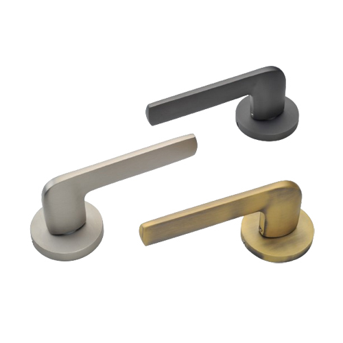 P110 Rose Handle Brass