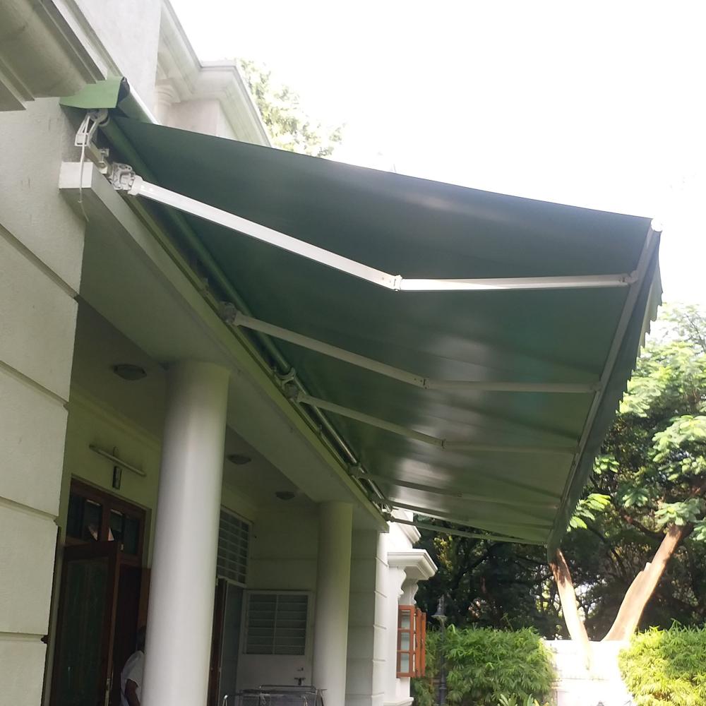 Retractable Awning