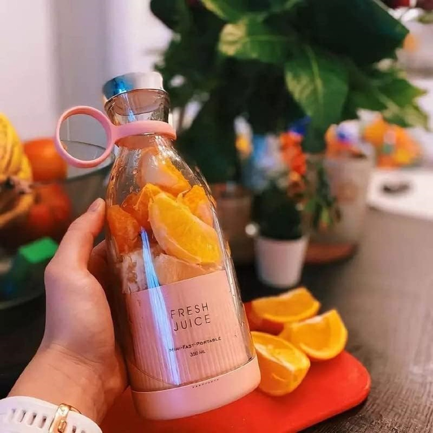 PORTABLE CUP JUICER BOTTLE