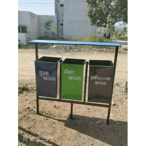 Litter Bins With Permanent Structure