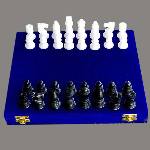 Marble Chess Coins - Color: Black & White