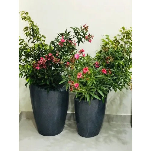 Black Indoor Fiber Planters