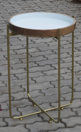 Wooden Round Tray With Metal Stand