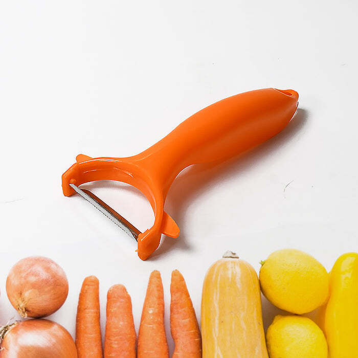 LIGHTER WITH VEGETABLE CUTTER