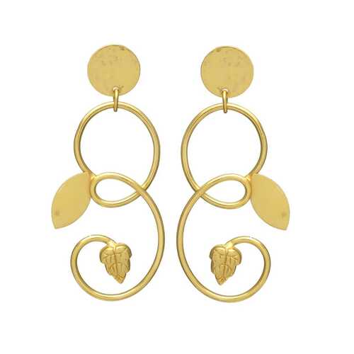 woman golden stylish earring set