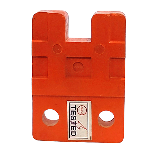 2 Way DMC Moulded Finger Type Busbar Support