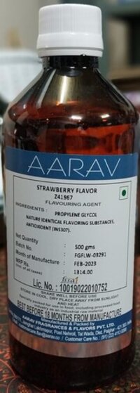 Natural Strawberry Flavor - 500 gms, Sweet and Fragrant Blend with Aromatic Notes of Pineapple and Pear, Ideal for Desserts and Savory Dishes