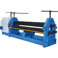 3 Roll Pyramid Mechanical Plate Bending Machine Bending Strength: 1500mm -4000mm