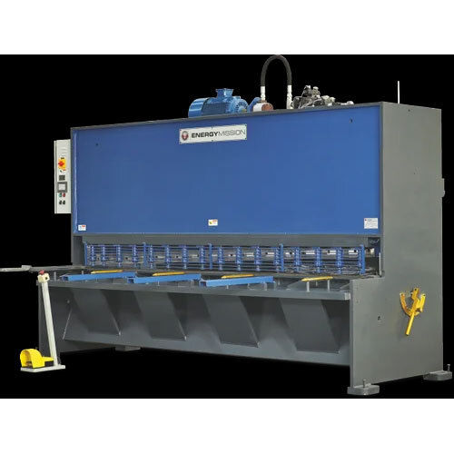 Semi-Automatic Hydraulic Sheet Metal Shearing Machine