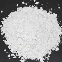 Cis Bromo Benzoate - C18h15brcl2o4, 98% Assay, White To Off-white Powder, Cas No: 61397-56-6, Melting Point: 120 Â°c, Einecs No: 262-765-9