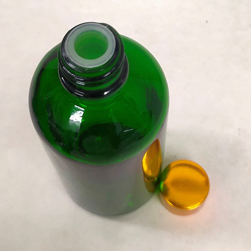 100Ml Green Glossy Glass Bottle With Golden Cap Capacity: 100 Milliliter (Ml)