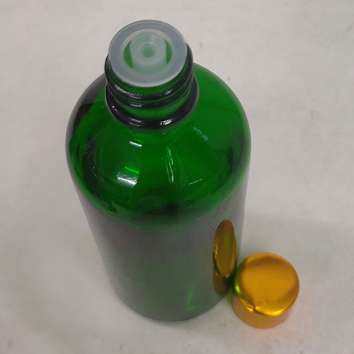100Ml Green Glossy Glass Bottle With Golden Cap Capacity: 100 Milliliter (Ml)