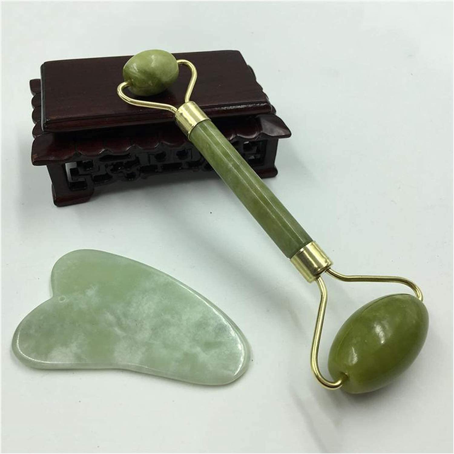 STONE FACIAL ROLLER WITH STONE