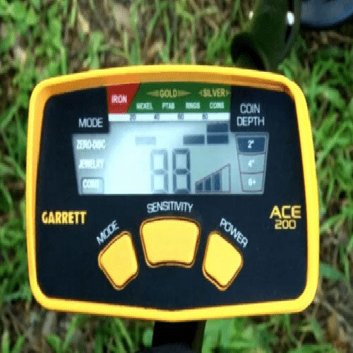 GARRETT ACE 200 GOLD METAL DETECTOR