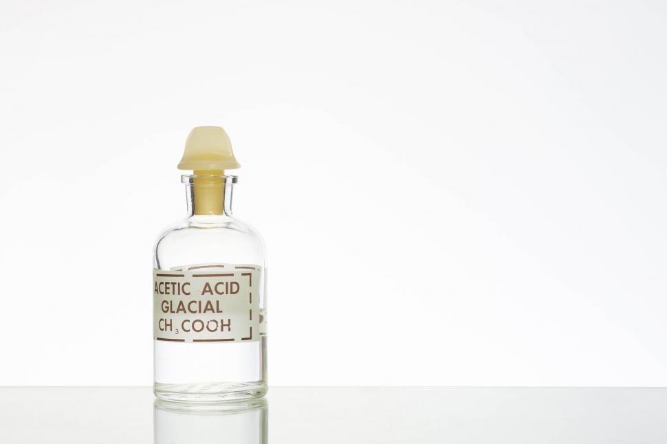 Acetic Acid Glacial (64-19-7) - Boiling Point: 118.1 C (244.6 F)