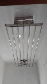 Zig Zag Model Hangers In Thiruvallam Thiruvananthapuram - Color: Silver