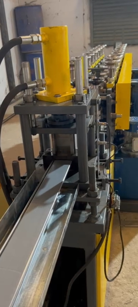 Automatic Shutter Patti Roll Forming Machine - Automatic Grade: Semi-Automatic