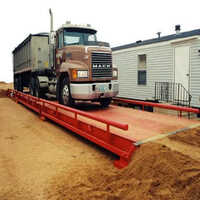 Red Fully Electronic Truck Weighbridge
