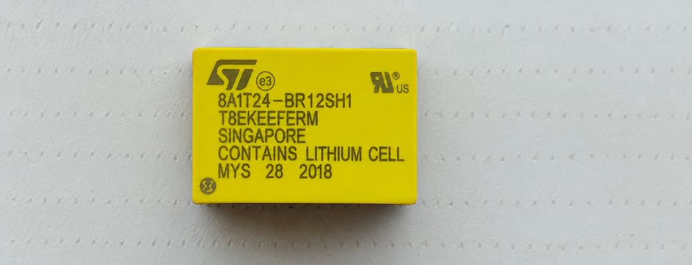M4T28-BR12SH1 - Lithium Carbon Monofluoride 2.8V 48mAh Battery , Non-Rechargeable with Horizontal 4-Pin Termination Style