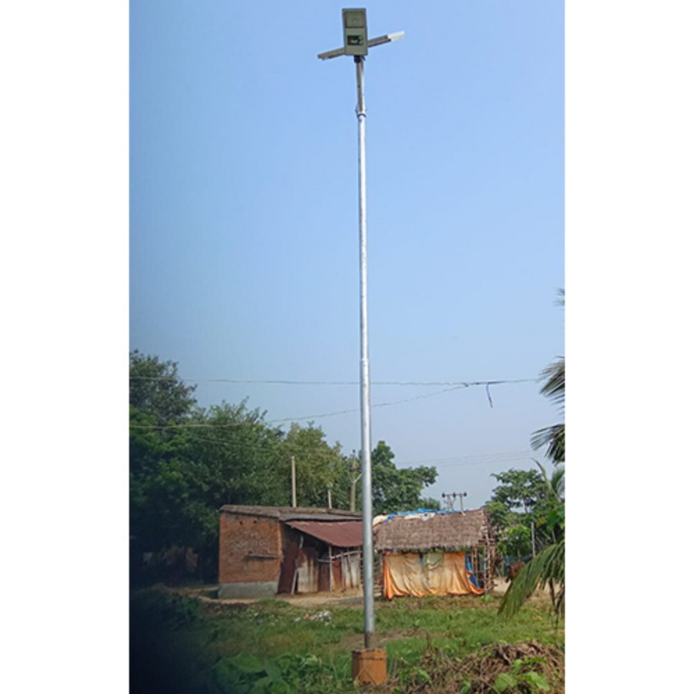 Aluminium Solar Mast Light Pole - Durable Weather-Resistant Design | High-Powered Solar Lighting, Customizable Colors, Integrated Socket