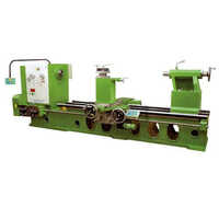 All Geared Heavy Duty Lathe Machine - Color: Green