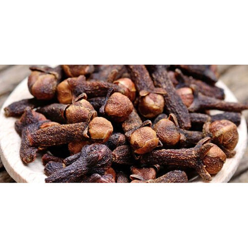 Raw Cloves Grade: First Class