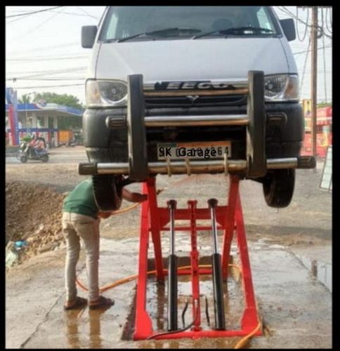 Car Washing Scissor Lift - Capacity: 4 Ton/Day