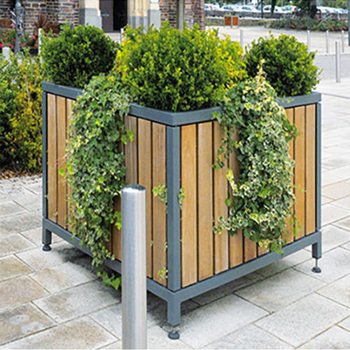 Brown Ulp 01 Wooden Planter Box