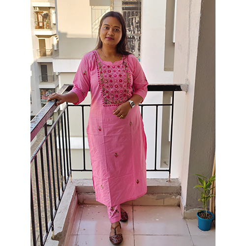 Cotton Hand Embroidery Blush Pink Kurti Pant Set With Floral Yolk Work