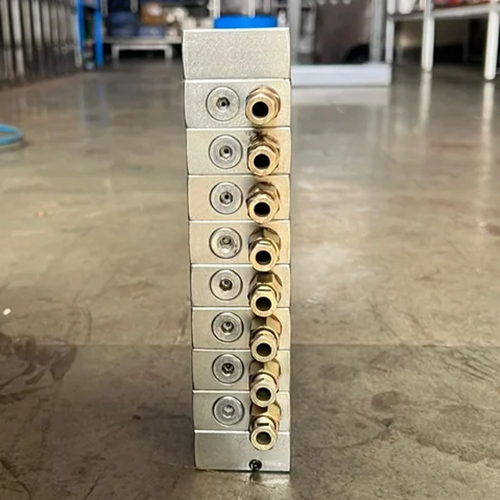 Progressive Distributor Block For Oil Distributor