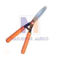 Garden Shear Plastic Handle - Metal Finish, Lightweight Design, Available In Multiple Size Options | Ideal For Professional Landscaping And Lawn Edging