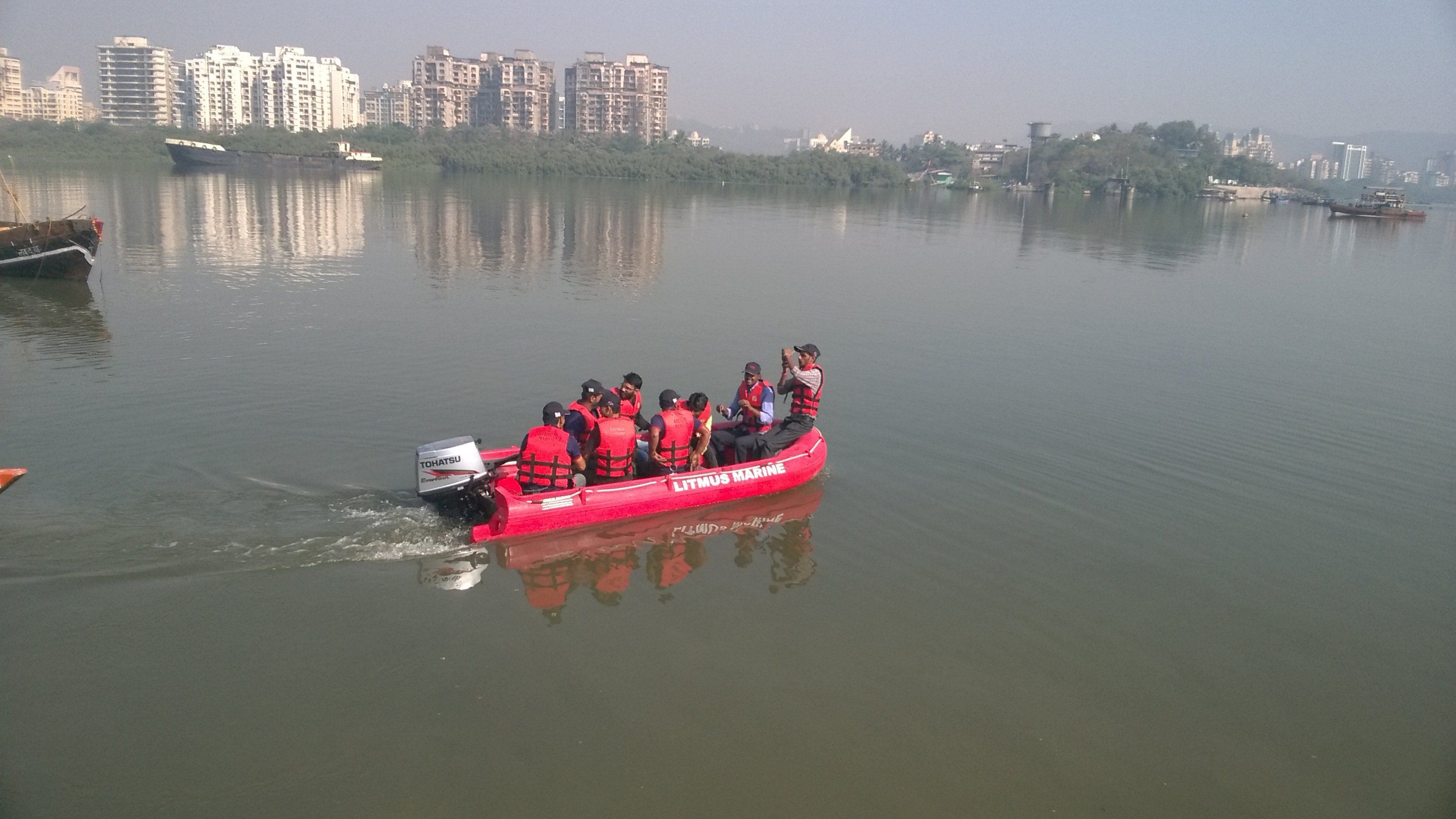 Funyak Secu 13,HDPE Rescue boat, 8 Persons boat, 8 Passenger Boat, 8 Seater boat, 8 People boat, 6 to 8 Seater boat, Life boat for Rescue, Motor boat, PE rescue boat, PE boat, HDPE boat, HDPE Speed boat,PE Speed Boat, PE Tourist Boat, Funyak 390