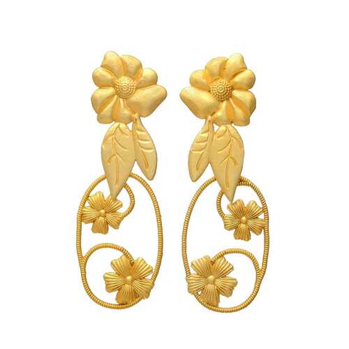 Long woman golden flowers earring