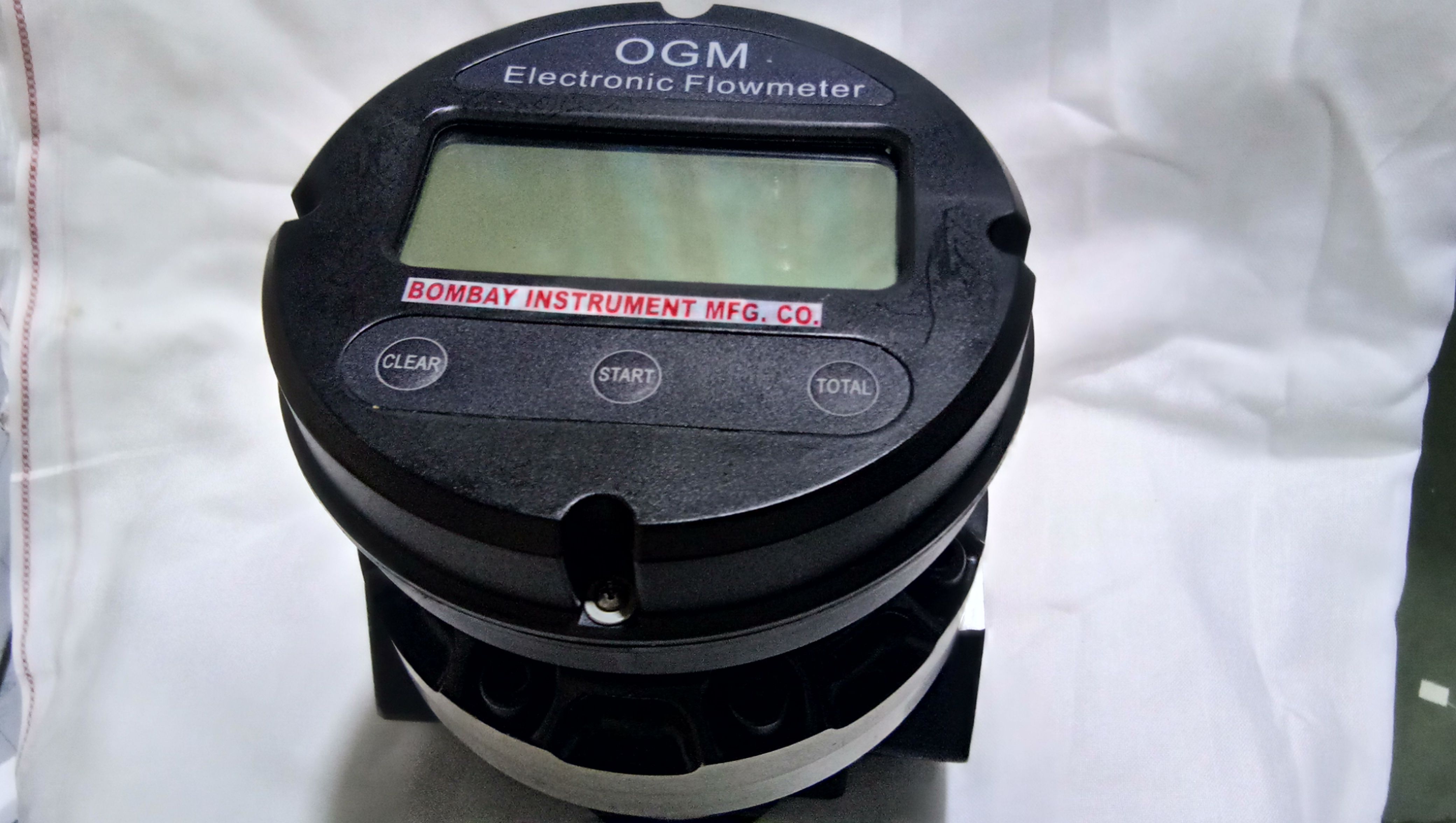 Digital Oil Flow Meter