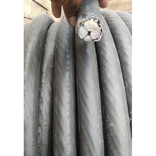 95 SQMM 4C Polycab Aluminium Armoud Cable