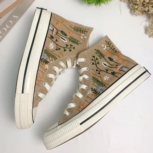 Grey Ladies Embroidery Canvas Shoes