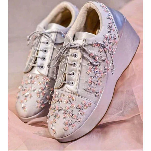 White Ladies Embroidery Sneaker Shoes