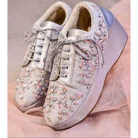 Ladies Embroidery Sneaker Shoes