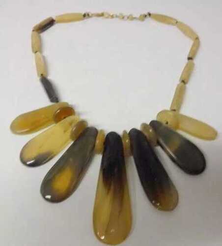 Horn handmade woman necklace set