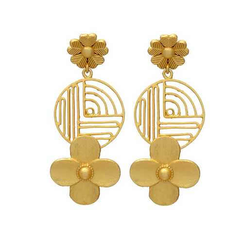 woman gold plated dangle earring set