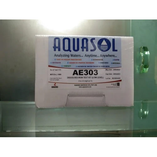 Plastic Aquasol Iron Test Kit