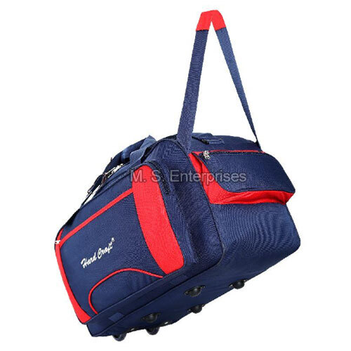 TBH19BLUREDLRG5PKT Duffle Bag