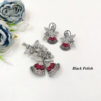 Fashionable American Diamond Locket Set