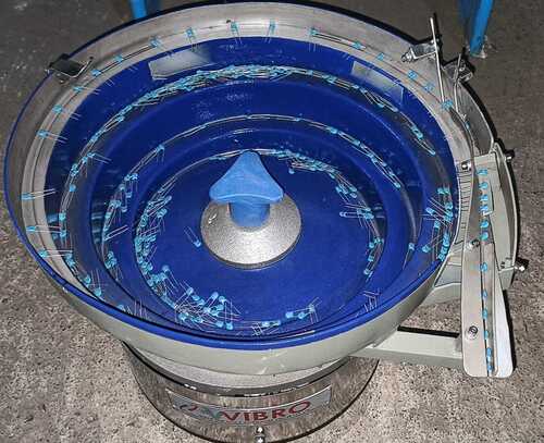 CAPACITOR VIBRATORY BOWL FEEDER